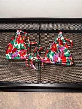 PacSun Multicolor Floral Triangle Front Tie Bikini Top - Red, Green